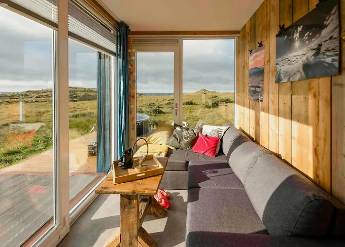 Unique Small With Sauna View In Lofoten Сasa de vacaciones Ramberg