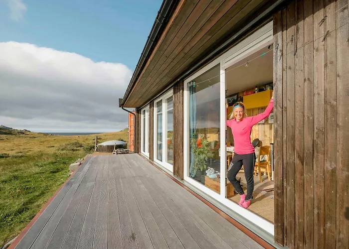 Unique Small With Sauna View In Lofoten * Ramberg